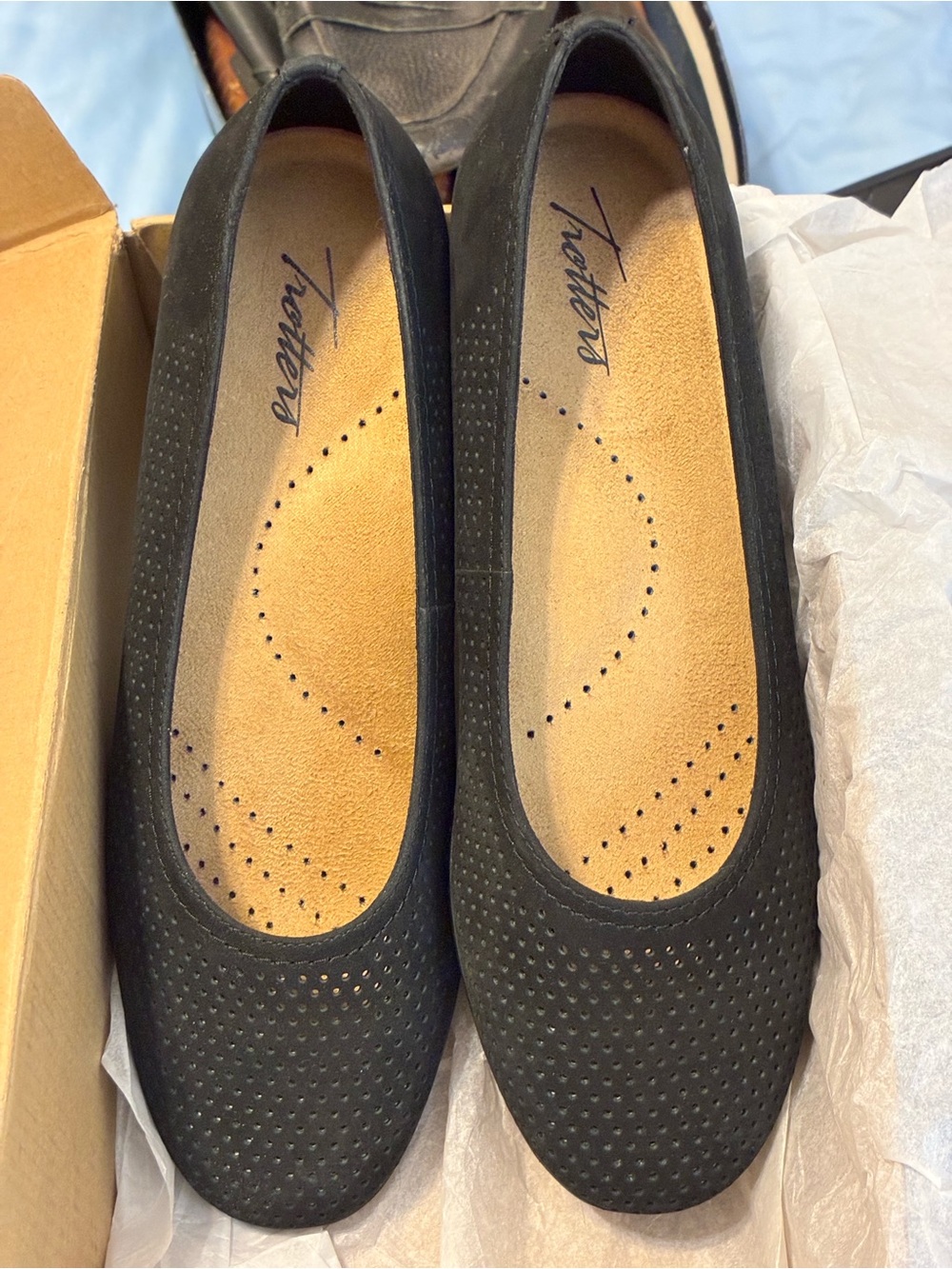 Trotters Black Suede Perforated Ballet Flats